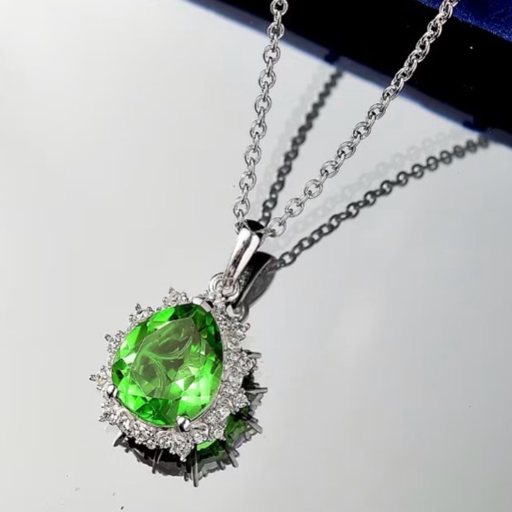 D'Joy Chartreuse Quartz (Triplet) and White Zircon 5.15 ctw Leaves Pendant